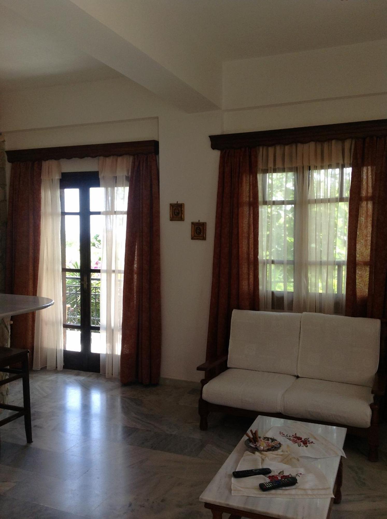 Villa Petra Kalamaki  Room photo